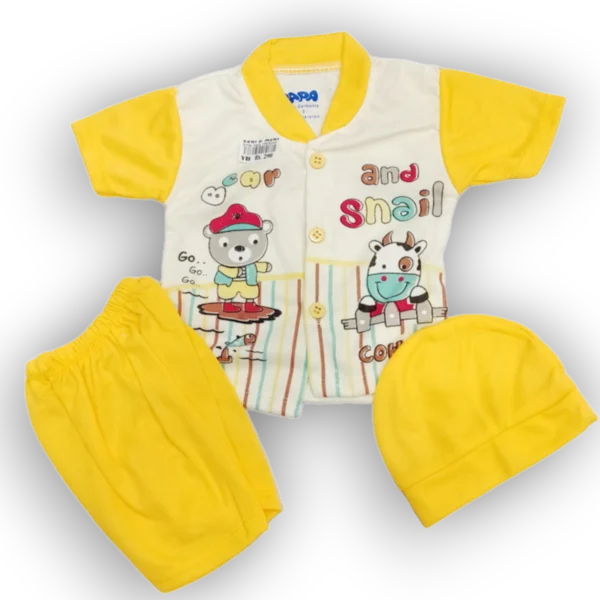 New born snail yellow suit