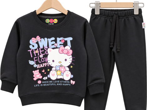 Home 30 Sweet Flower Girls’ Flees Track Suit